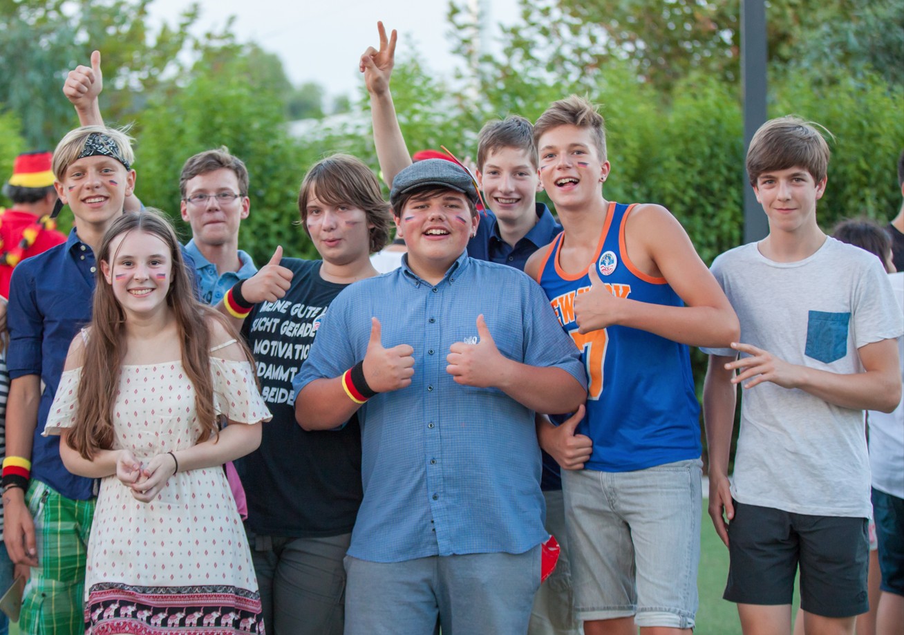 LİSE ÖĞRENCİLERİNE KARİYER GELİŞİMİ EĞİTİMİ UZAY TEKNOLOJİSİYLE AKTARILACAK