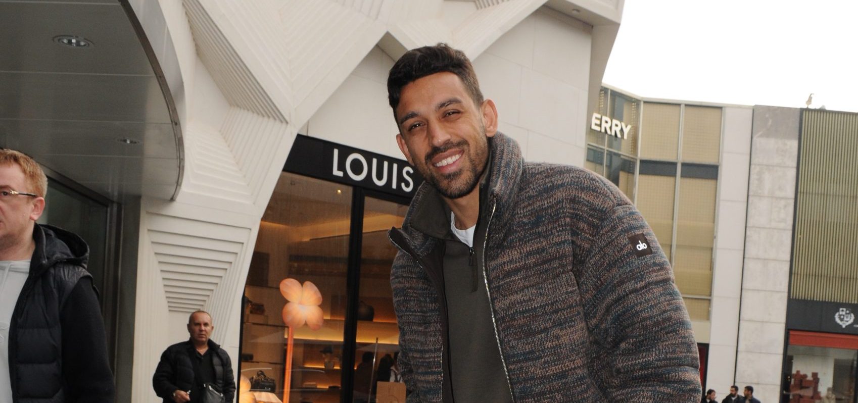 OĞLU CAN İÇİN ALIŞVERİŞ