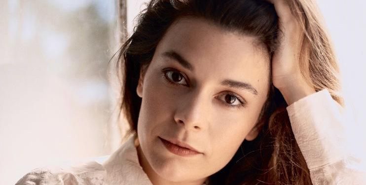 Selin Uzal TRT Belgesel’de Ezber Bozuyor! “Sınırsız Yollar” ile Setlerden Dünyaya Uzanan Gerçek Bir Serüven