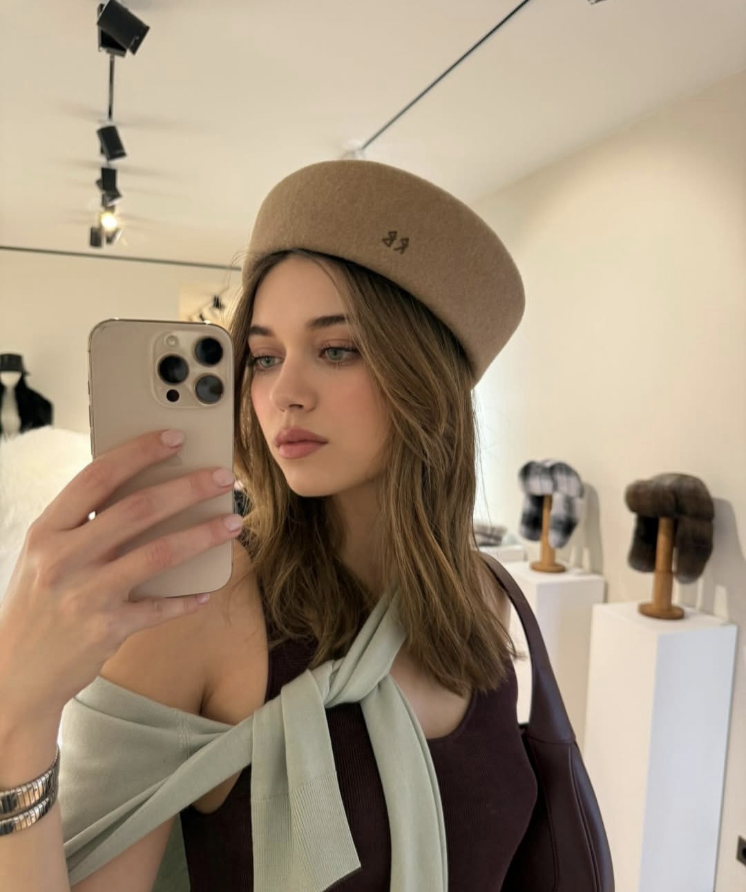 Kopenhag Detayı Gündemi Salladı! Afra Saraçoğlu’nun Adı Yeni Aşk İddiasıyla Anılıyor