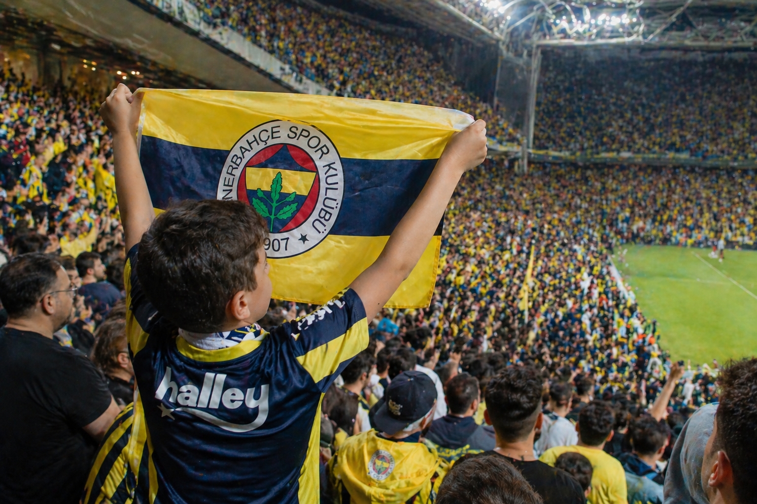 Fenerbahçe’den Genç Taraftara Büyük Jest! Başakşehir Maçında Ücretsiz Bilet Kararı