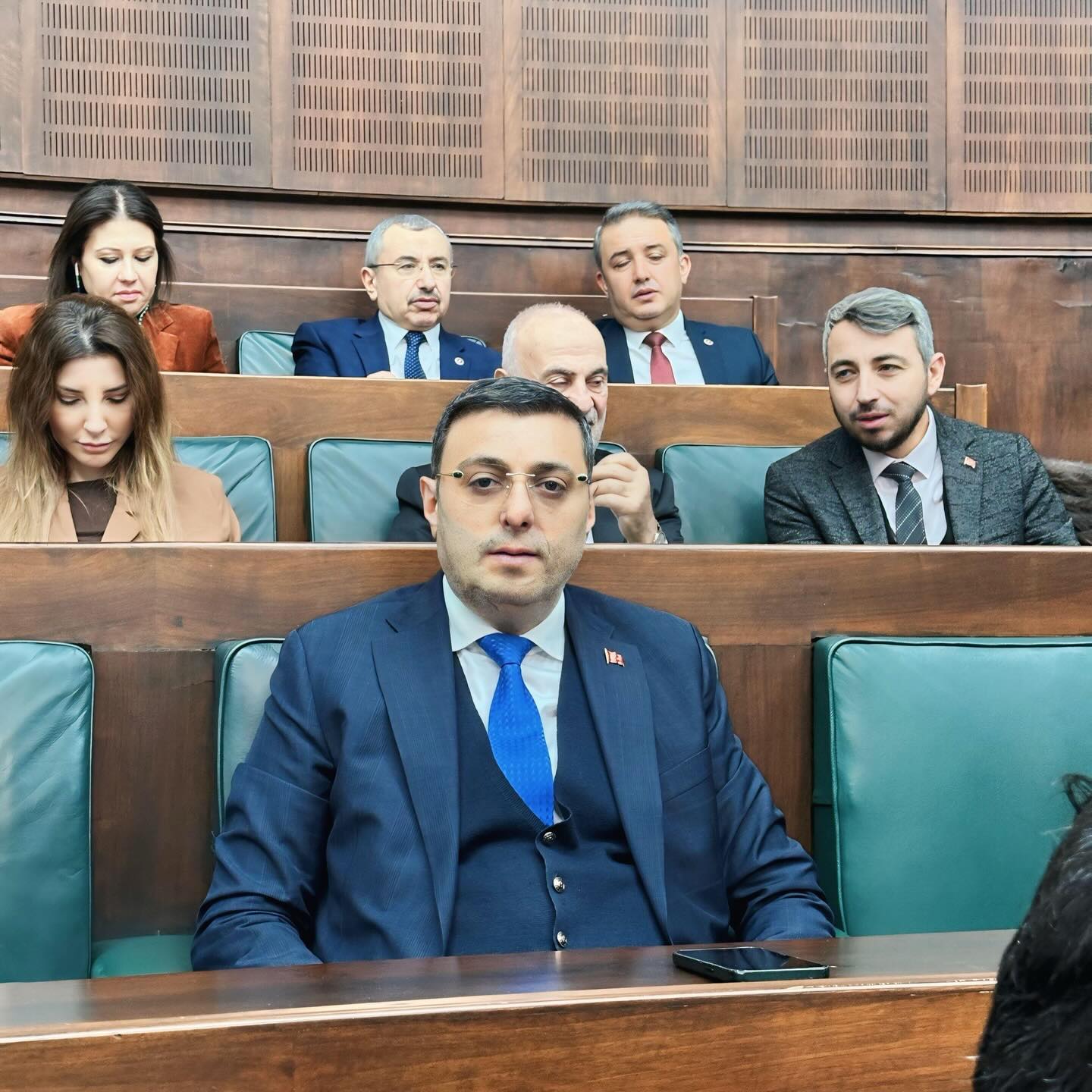 Av. Serkan Bayram’ın Meclis’te Akran Zorbalığı Konuşması Gündem Oldu: “Birlikte Başaracağız”