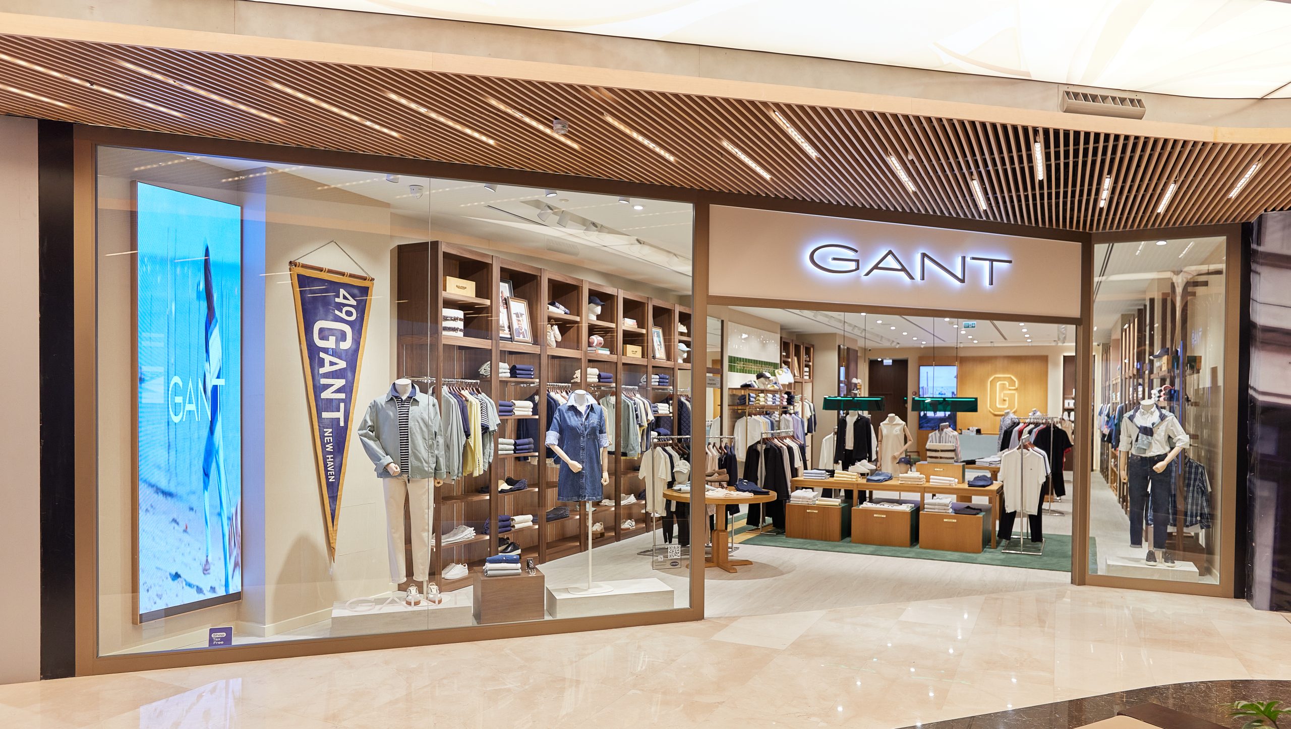 GANT, Zorlu Center Mağazasını “Kütüphane” Konseptiyle Yeniledi