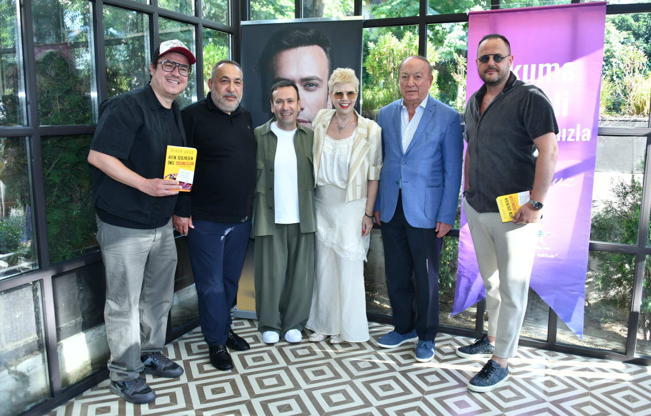 Özgür Aras’ın Yeni Kitabı Görkemli Bir Davetle Tanıtıldı