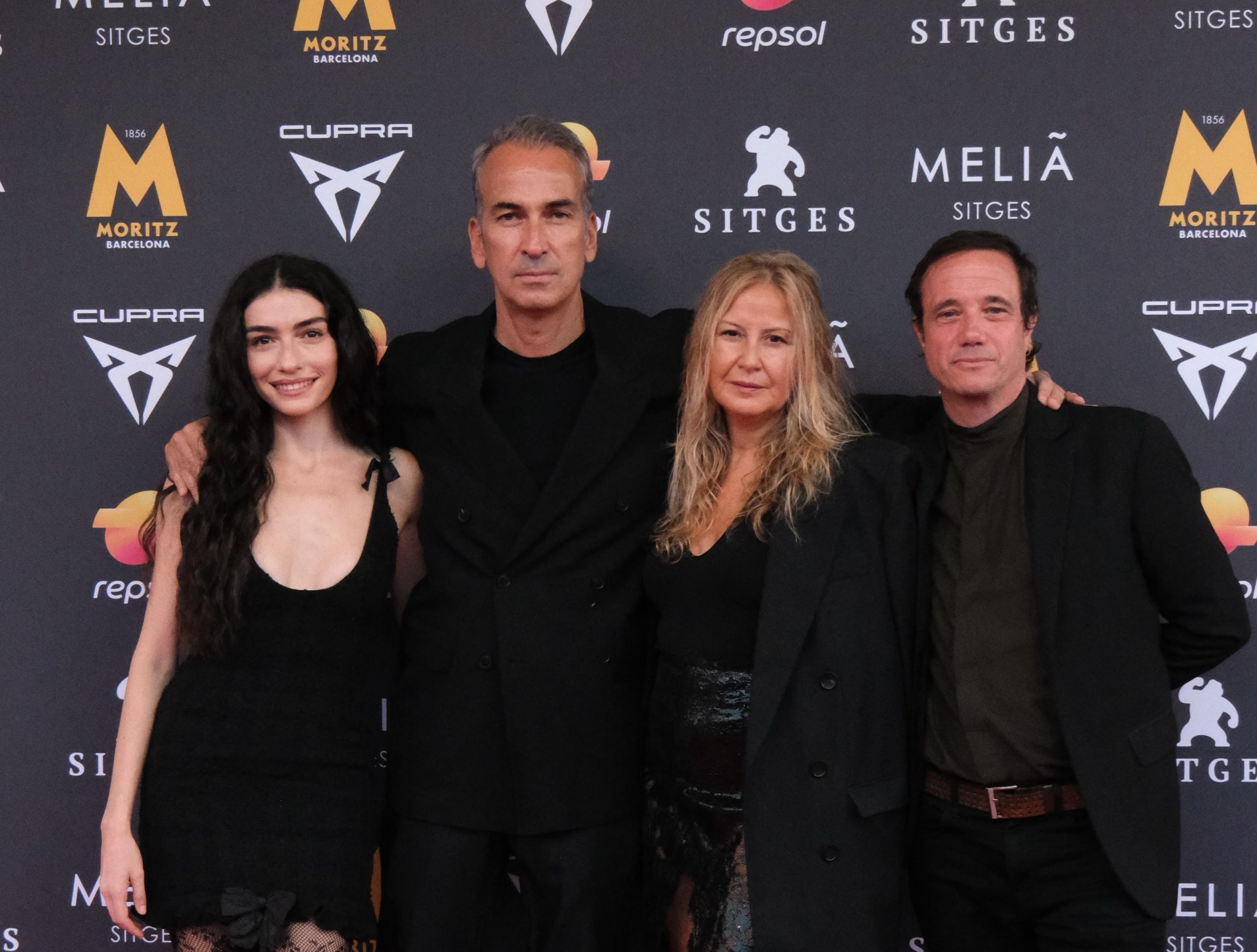 Hazar Ergüçlü İspanya’da Kırmızı Halıda! Mutter Filmi Sitges’te İlgi Odağı Oldu